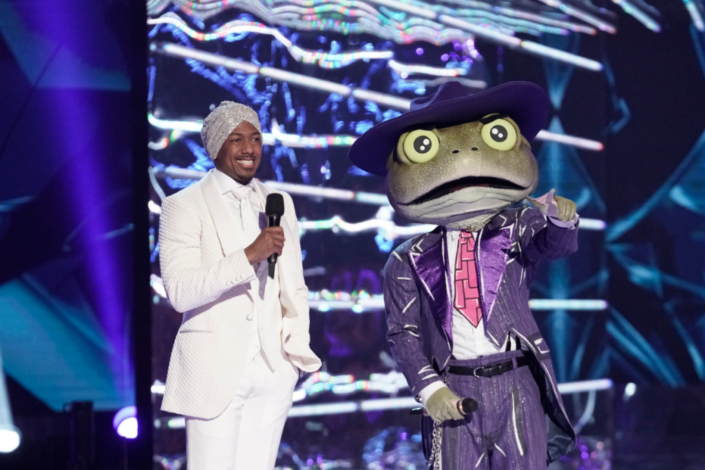 Nick Cannon and The Frog in the all-new Couldnt Mask For Anything More: The Grand Finale! season finale episode of