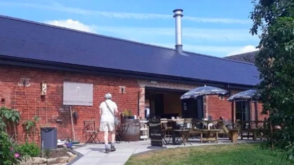 English pub The Cowshed’s brutal response to drunk customers