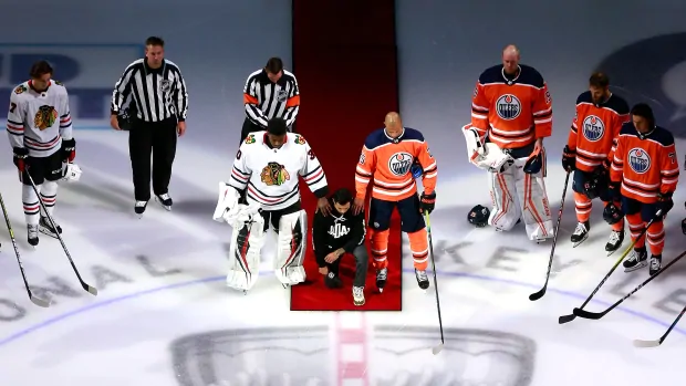Wild defenceman Matt Dumba becomes the 1st NHLer to kneel for U.S. anthem