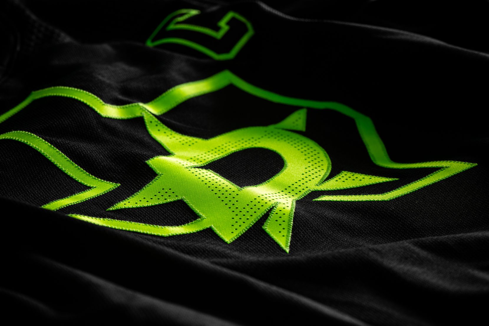 The Dallas Stars revealed their new third jersey on Wednesday morning "black out" By the team and by using the color neon green the team called it "Skyline Green."