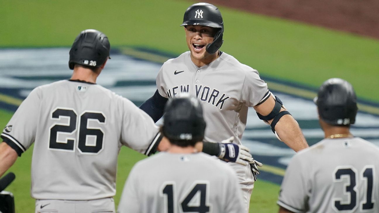 Giancarlo Stanton extends his tear at home with slam in the ninth game
