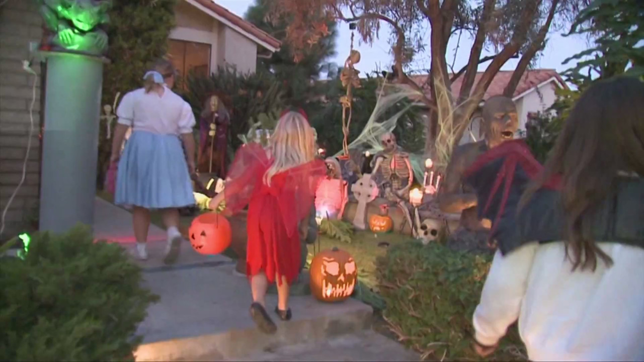 Safety tips for this Halloween trick-or-treat
