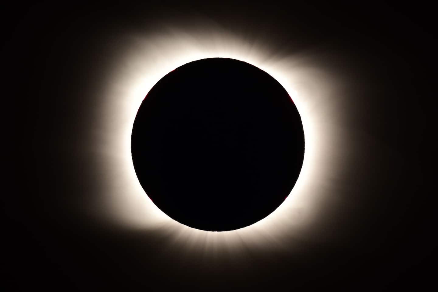 The total solar eclipse will dazzle over Chile, Argentina on Monday