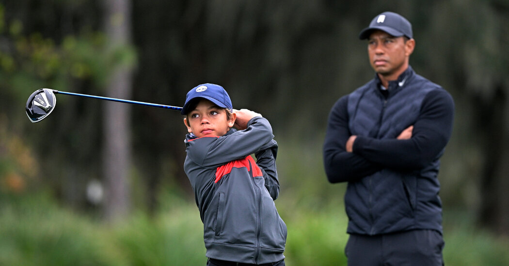 Watch Tiger Woods play an often-hidden role: Dad