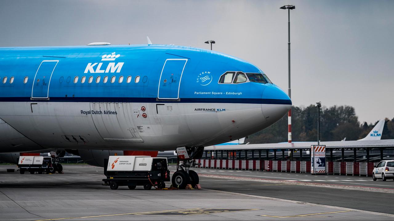 KLM has canceled 200 flights so far due to travel bans to UK and South Africa |  right Now