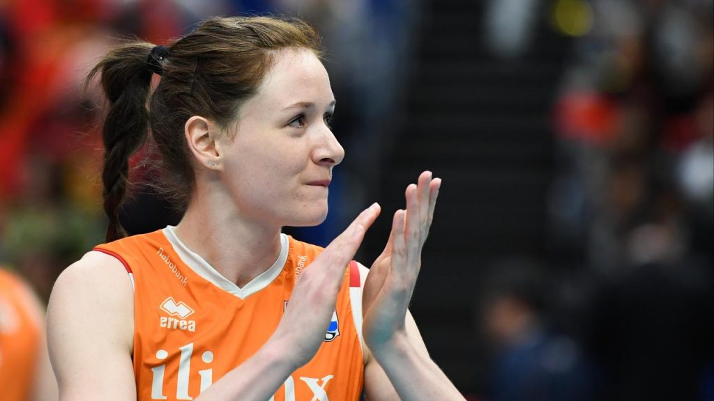 International Orange Slotges (30) finally stops volleyball after a break |  Currently