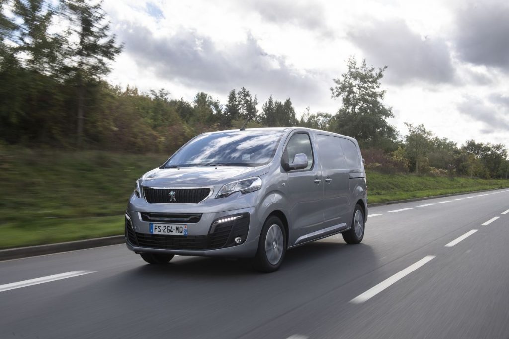 Citroen and Peugeot will offer light commercial vehicles with a fuel cell system