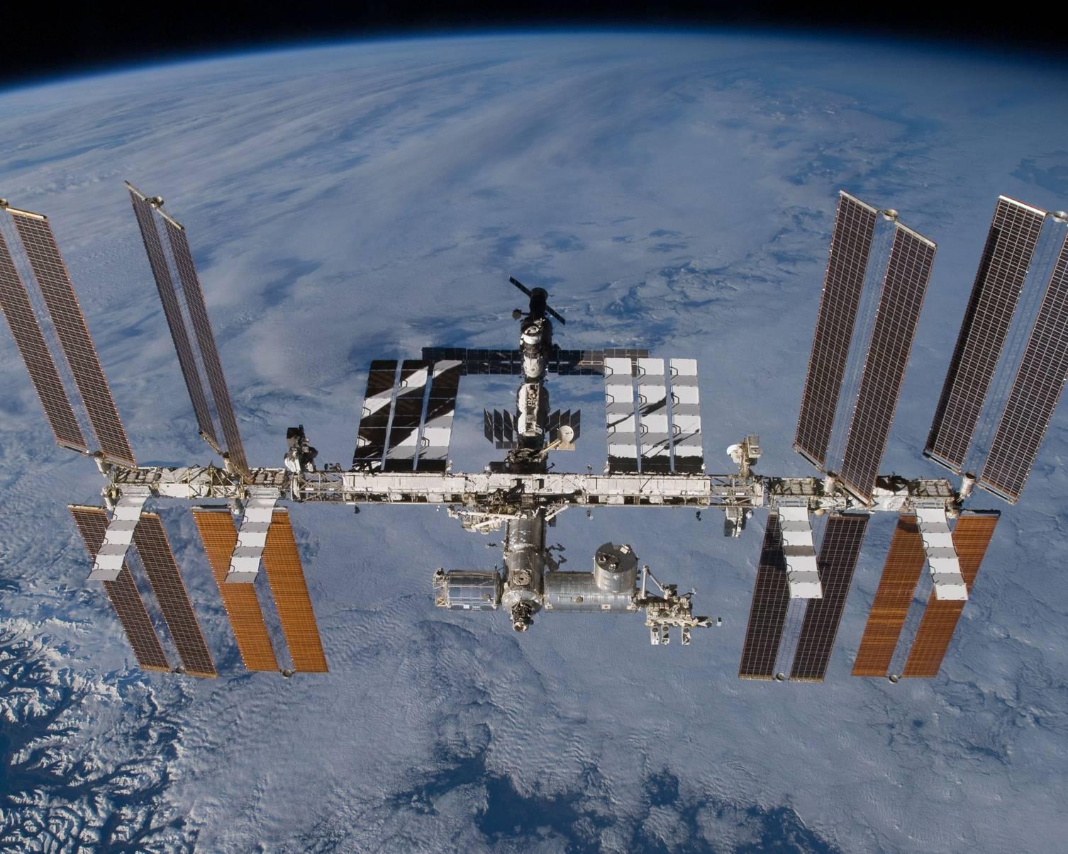 Russia must decide whether to withdraw from the International Space Station