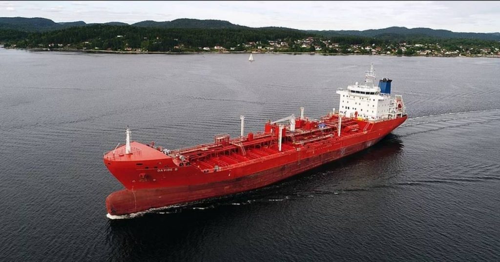 The release of 15 kidnapped crew of the oil tanker "David B" |  abroad