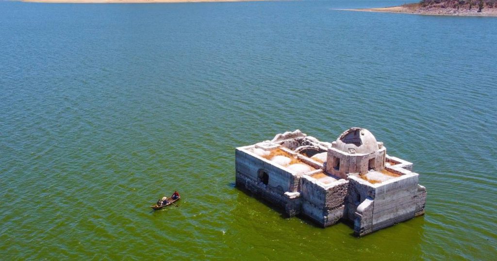 A historical temple rises from the water after 40 years due to severe drought |  Instagram
