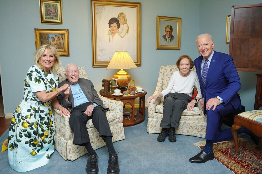 “Does this guy live in a doll house?”: Biden photo with a wagon…