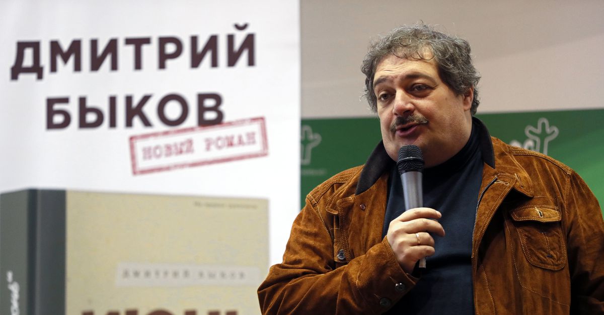 Poet and journalist critical of the Kremlin may have been poisoned by the FSB
