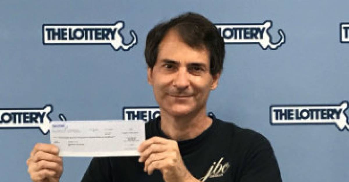 A man wins a million dollar jackpot for the second time in four years |  abroad