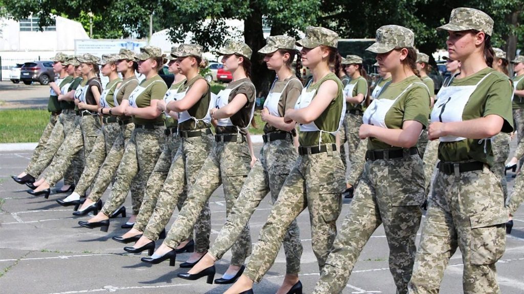 Female soldiers in Ukraine must wear heels, politicians are angry
