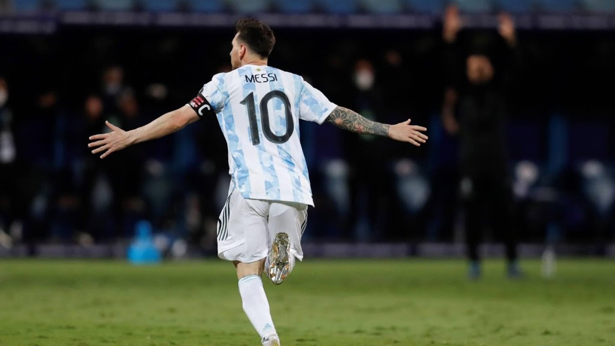 Messi leads Argentina to the semi-final against Colombiaومبي