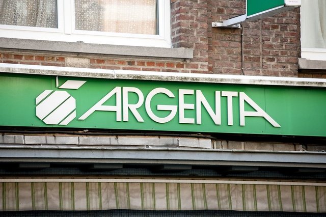 Argentina cancels all overseas customers - companies