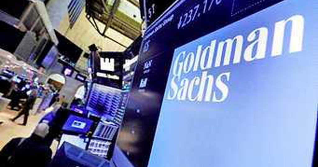 Exhausted Goldman Sachs Bankers Get Extra Pay After Complaining About 100 Hours Work Week