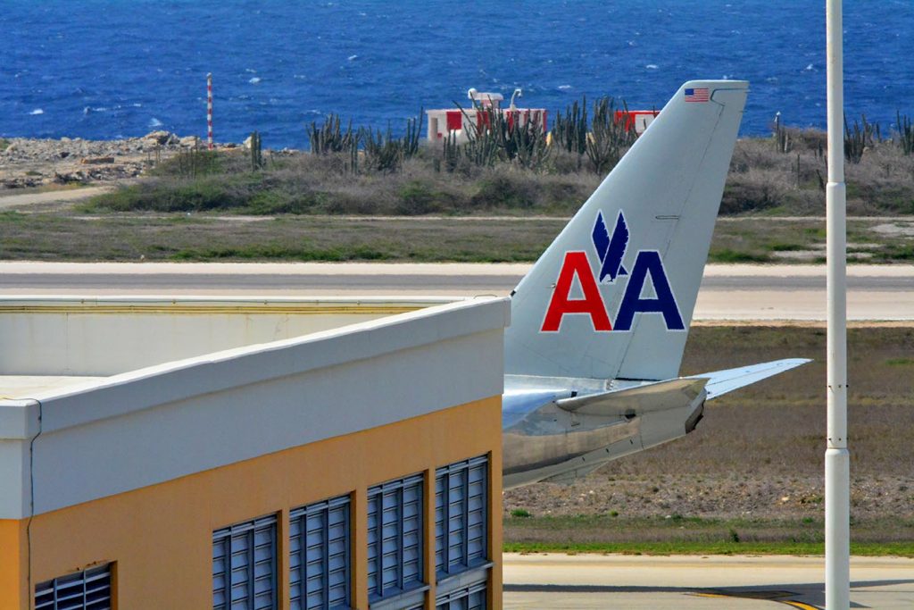 The United States calls on its citizens to stop air travel to Curaçao