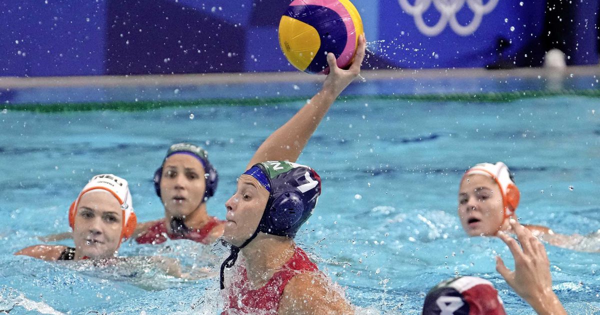 The orange water flock swayed in the quarter-finals of the Olympic tournament |  sports