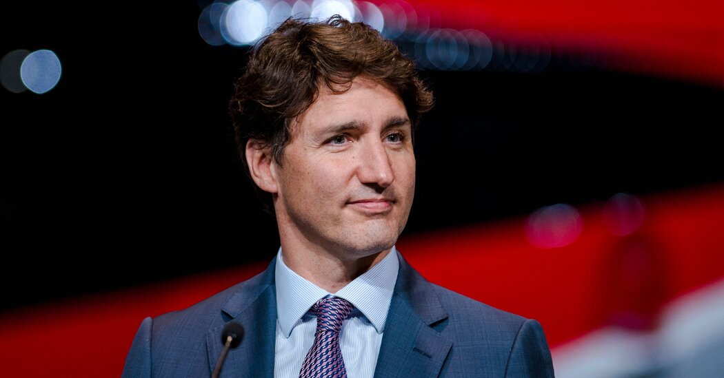 Trudeau weighs Canadian early elections