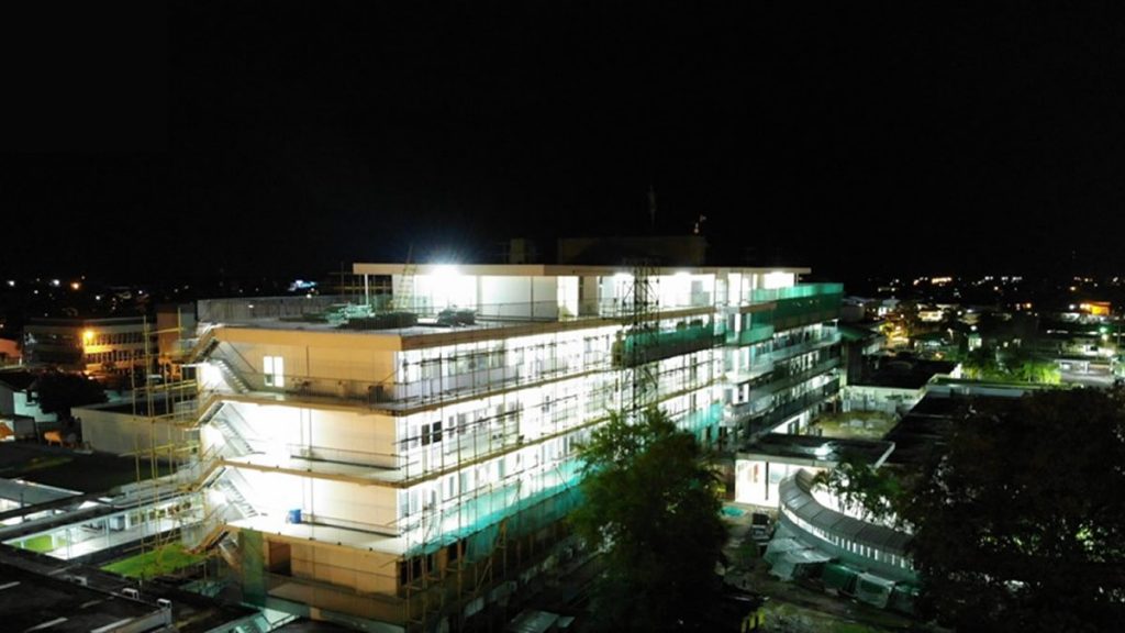 Academisch Ziekenhuis in Suriname krijgt nieuwe Intensive Care