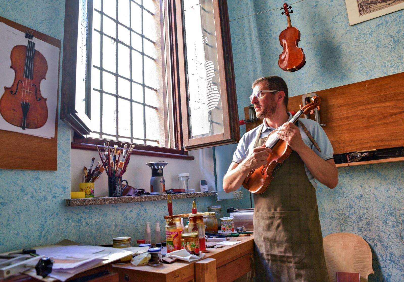 Italy's violin capital with music recovers from COVID-19