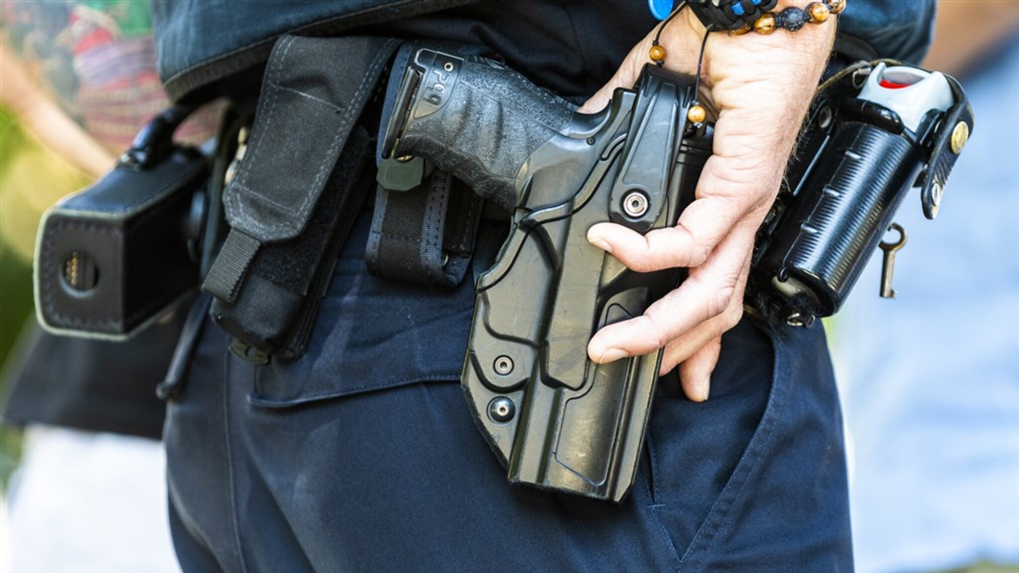 Arrests in Brabant in investigation of international arms dealers