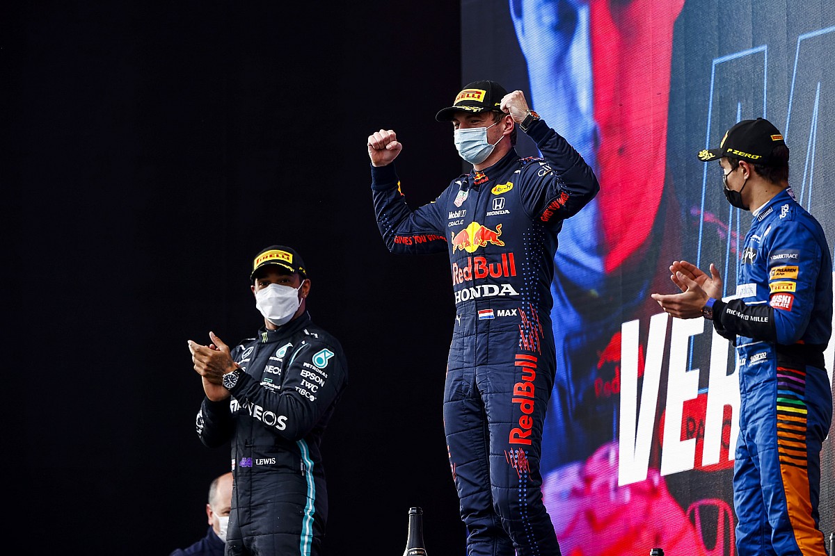 Domenicali surprised that not Hamilton, but Verstappen is the most popular driver