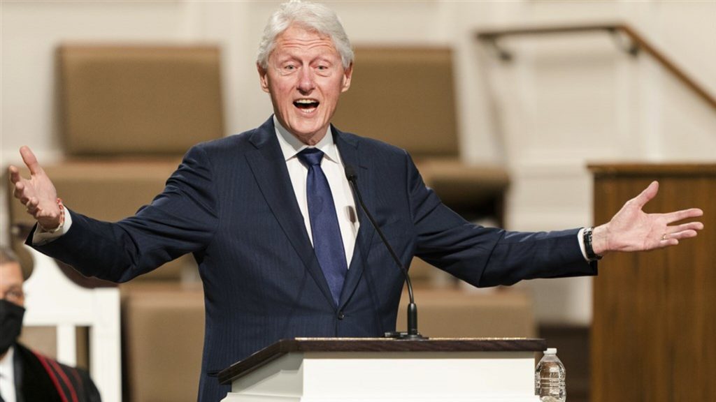 Former President Bill Clinton (75) was hospitalized