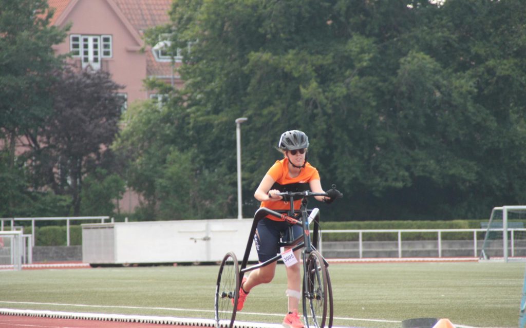 Medals for Juliëtte van Brouwershaven of Hoogeveen during the Frame Running competition in Denmark.  Paralympics will become Paralympic sport in 2024