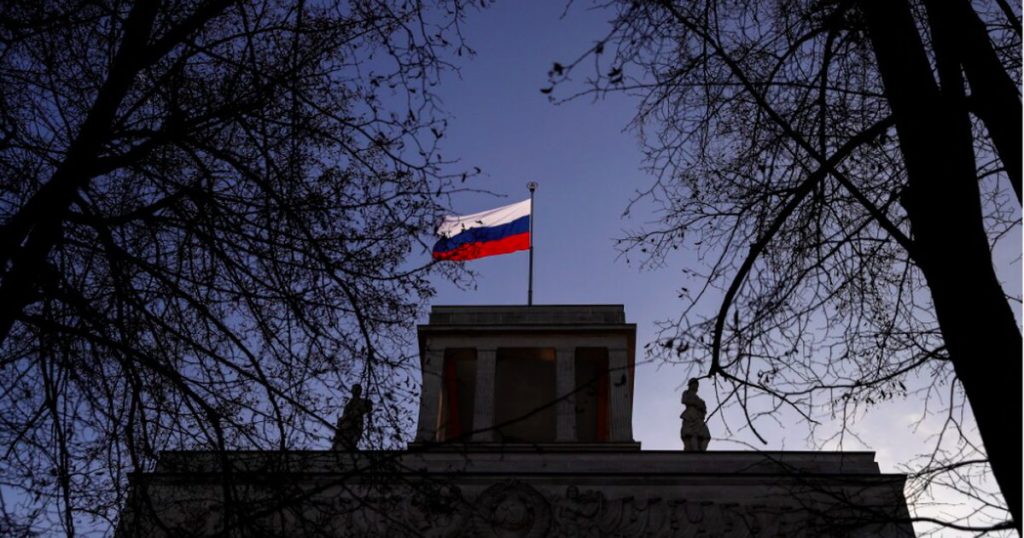 A Russian diplomat falls from a window in Berlin |  Abroad