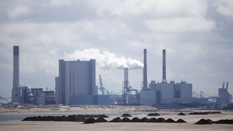 The Netherlands promises to go green, but still invests billions in fossil energy