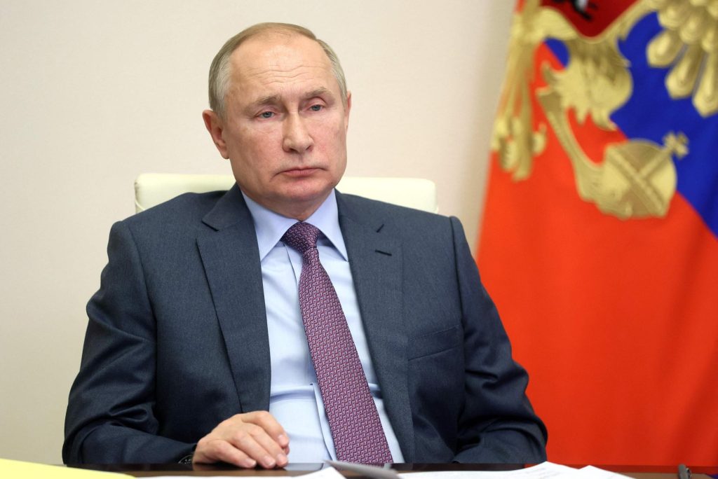 Putin wants "immediate" talks with the US and NATO on security guarantees