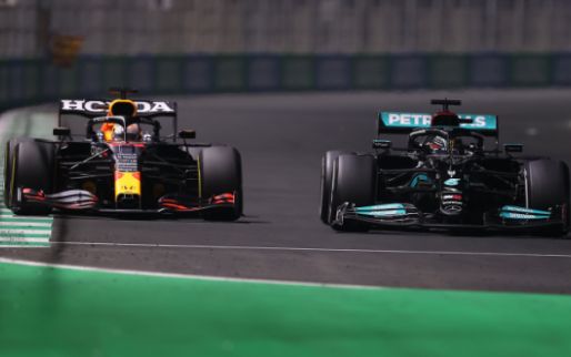 Verstappen and Hamilton had the same level of performance.
