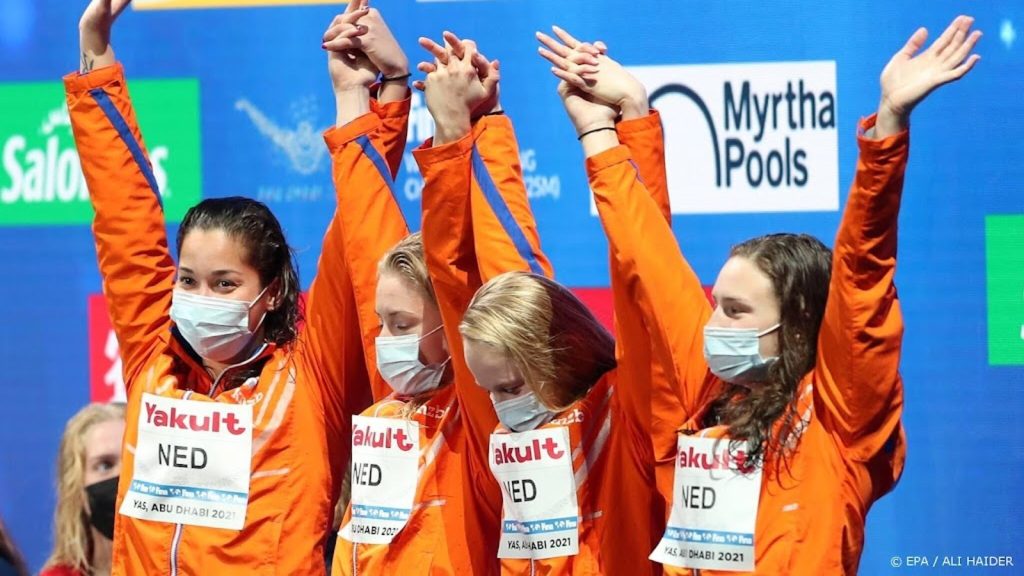 Swimming team won eight World Cup medals with outstanding Kromowidjojo