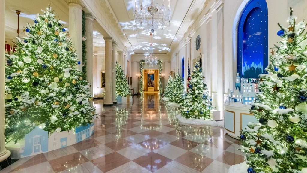 White House Christmas decorations 'honour health care heroes of pandemic'