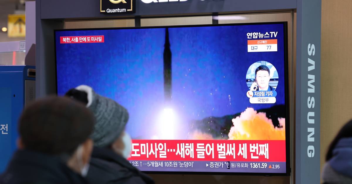 North Korea conducts a new missile test from a train |  abroad