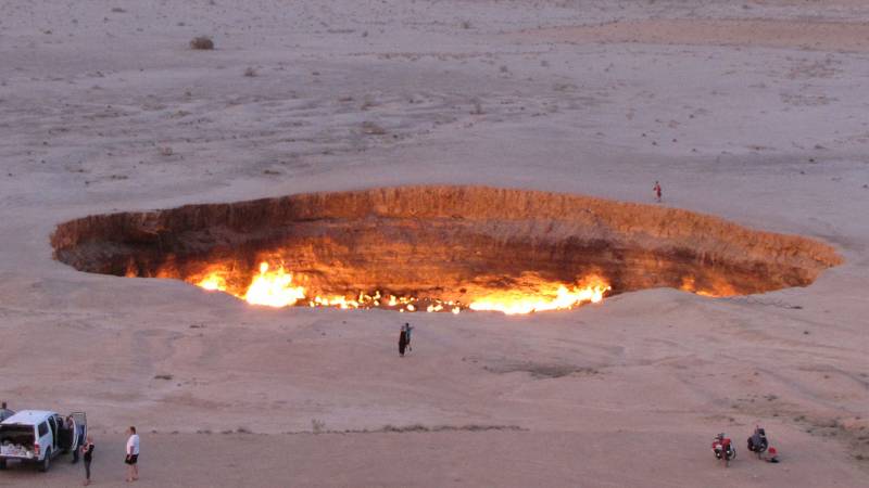 Turkmenistan wants to extinguish the "Gate of Hell"