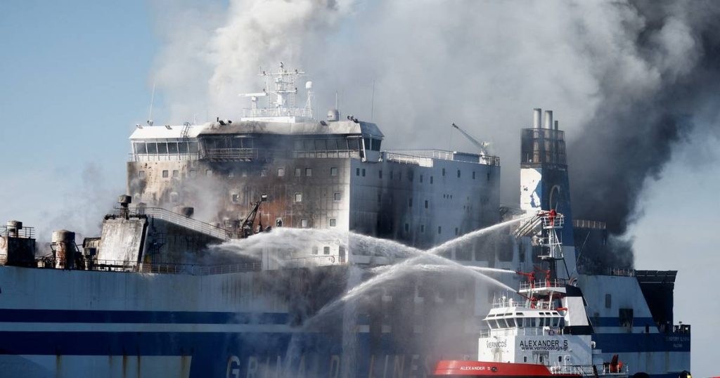 12 people are missing after a fire in a 'flawed' ferry near Corfu |  Abroad