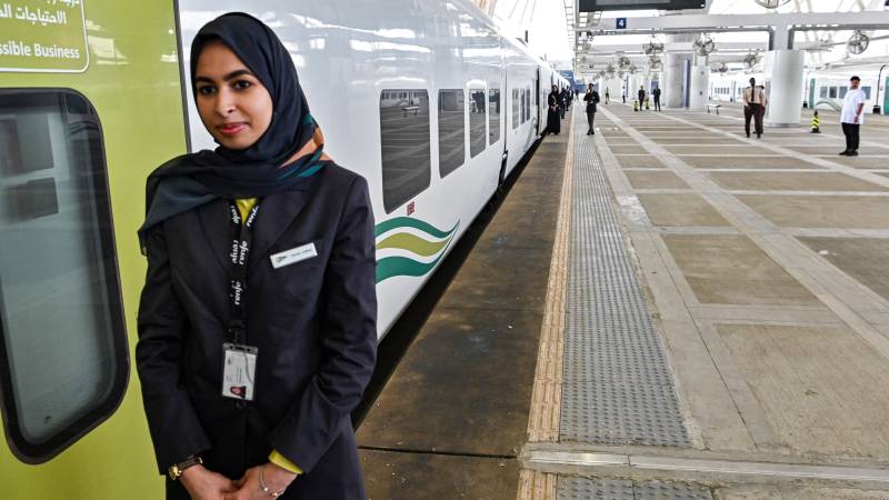 28,000 Saudi women apply for a train driver job