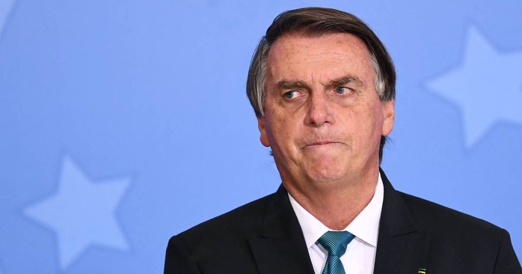 Bolsonaro angry after judge's decision to ban Telegram: "It may cost lives" |  Abroad