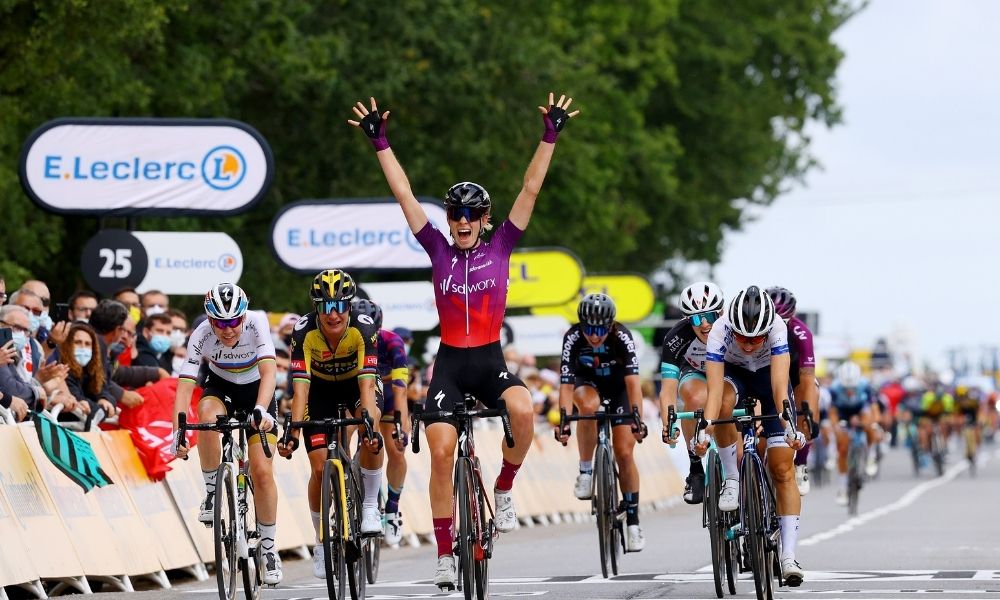 NBC Sports expands cycling portfolio with women's rights for the Tour de France