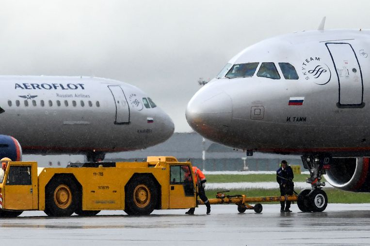 Russia seizes hundreds of charter planes.  Damage: 12 billion euros