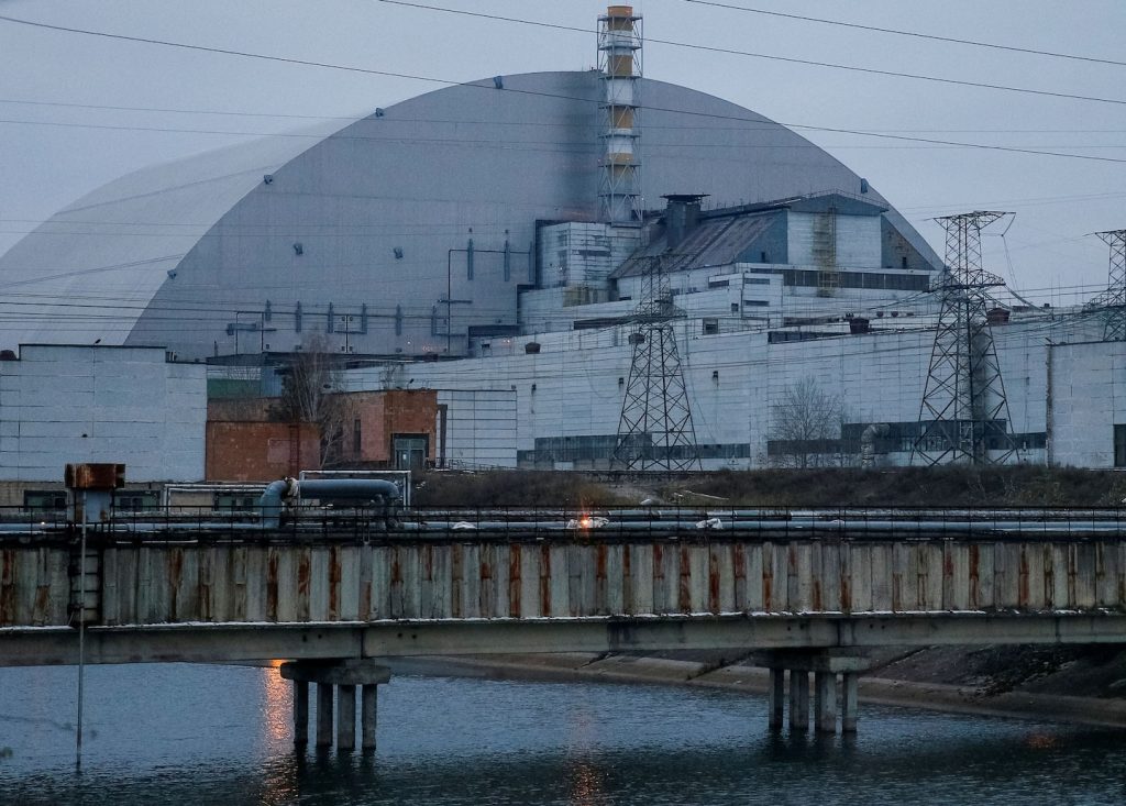 Some Chernobyl workers were allowed to leave a Ukrainian factory occupied by Russia for weeks