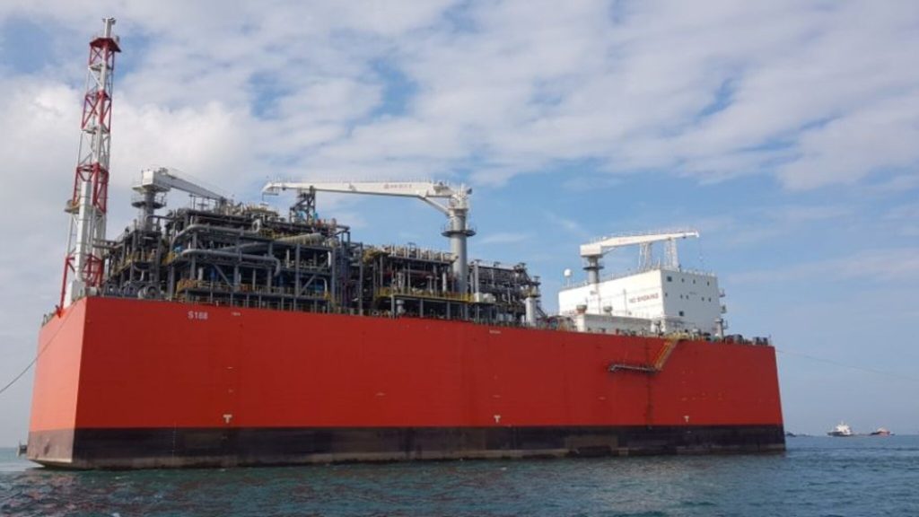 A floating LNG terminal is already in Emshavn this summer