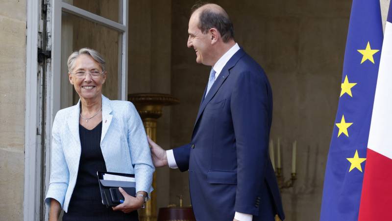 Macron chose the experienced Elizabeth Bourne as Prime Minister, as the second woman ever