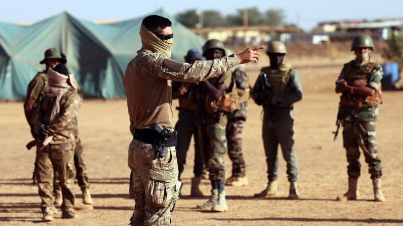 Mali's junta wants to get rid of defense agreements with France