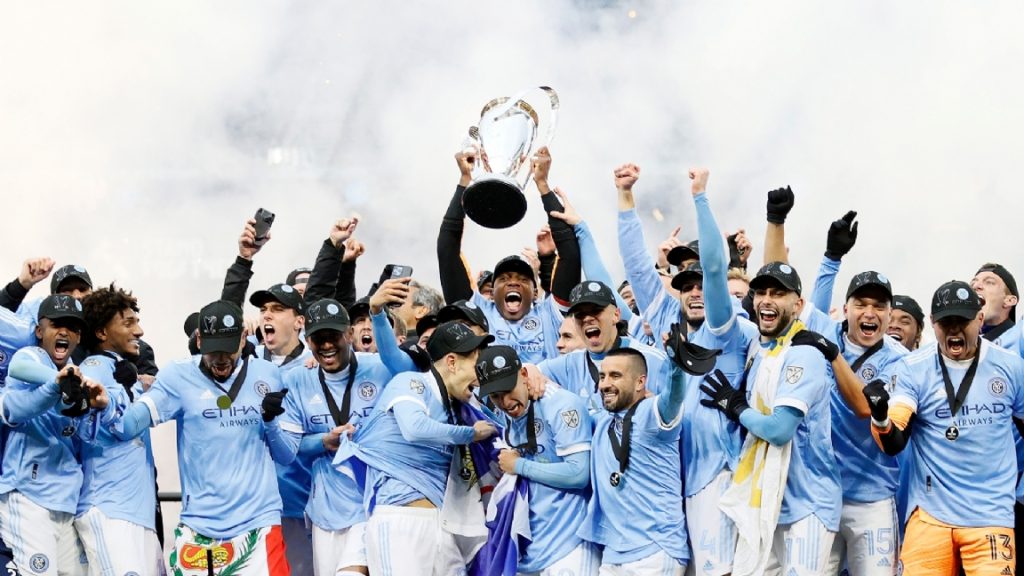 MLS overtakes Eredivisie in TV revenue with massive $1 billion deal with Apple
