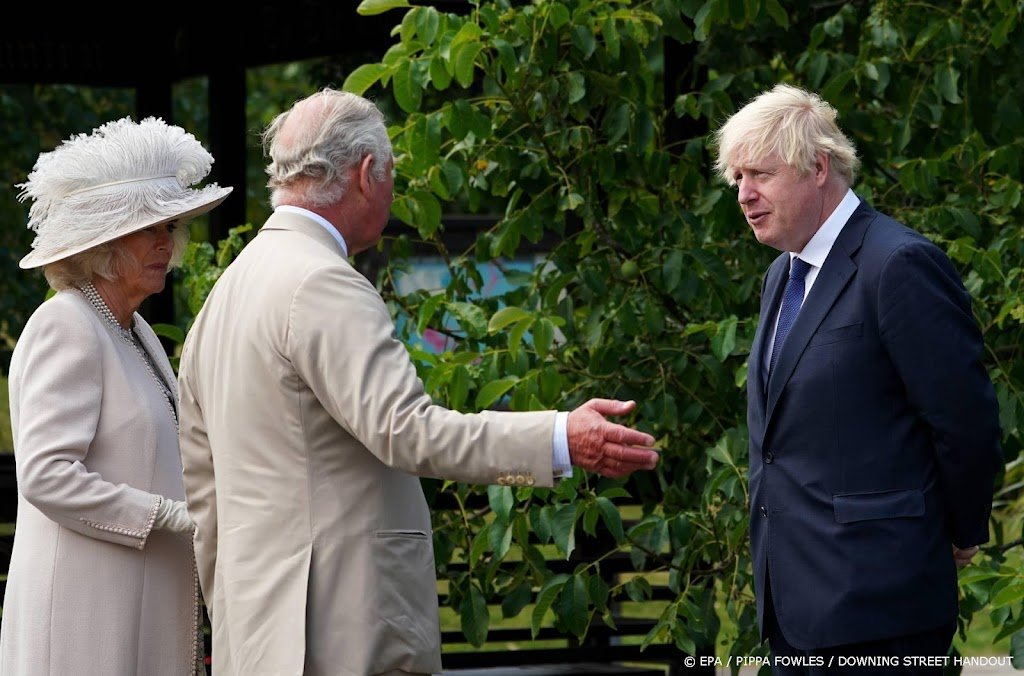 Prince Charles meets Boris Johnson in Rwanda
