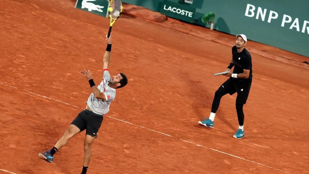 Tennis player Roger wins doubles at Roland Garros